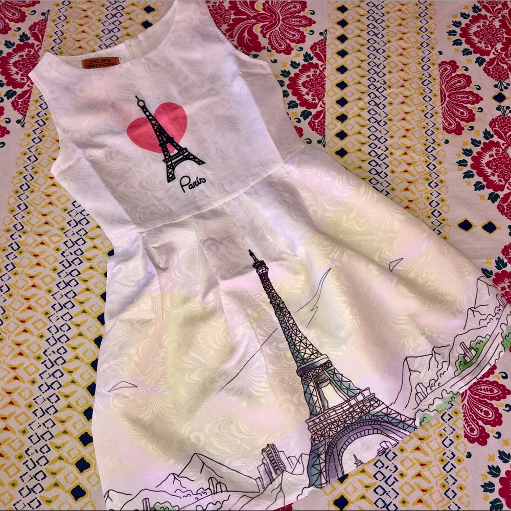 Girls Paris Eiffel Tower dress!